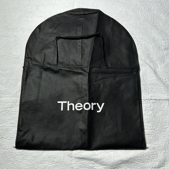 Theory Garment Bag - Picture 4 of 6